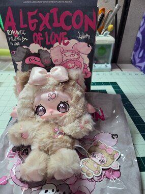 Lulumi A Lexicon of Love Heart to Heart Brown kitty plush pendant Blind box